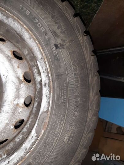 Goodyear UltraGrip Extreme 175/70 R13 T