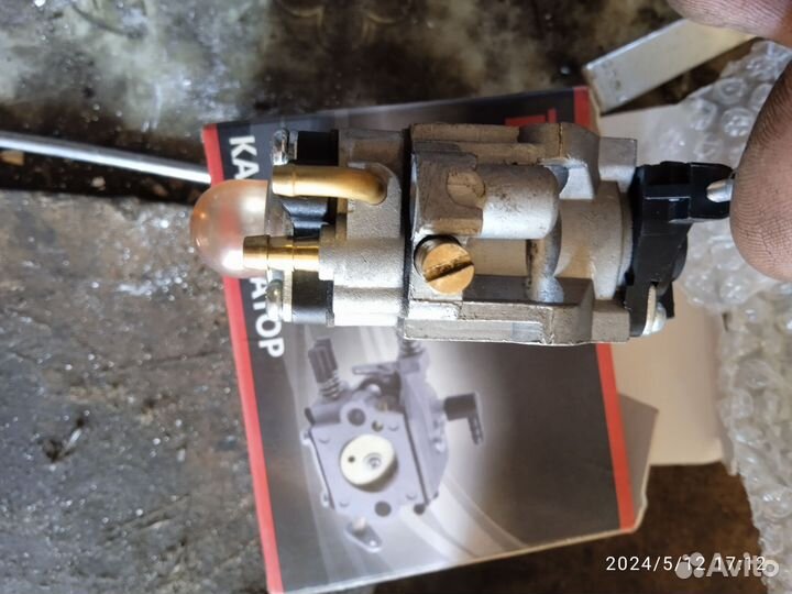 Карбюратор на триммер