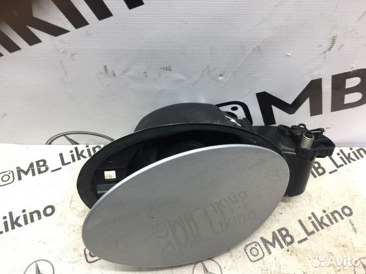 Лючок бензобака Mercdes Ml W164
