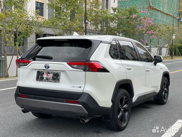 Toyota RAV4 2.5 AT, 2021, 45 000 км