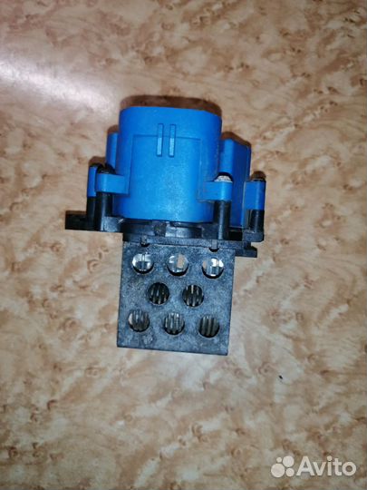 Блок управления вентилятором пежо ситроен