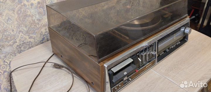 Виниловый проигрыватель Sony HP-319, 1975г