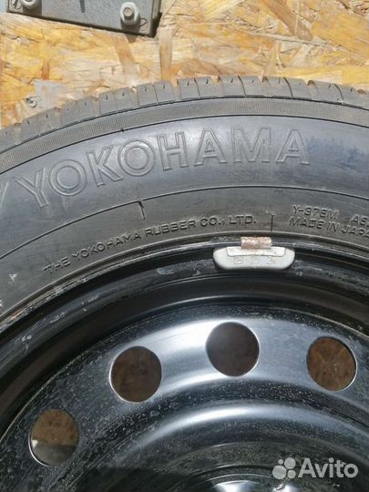 Yokohama Radial 376 215/60 R16