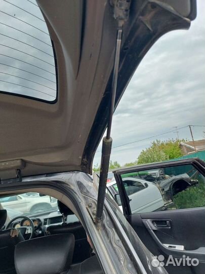 Стойки багажника на Nissan Murano