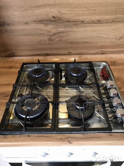 Газовая варочная поверхность Hansa