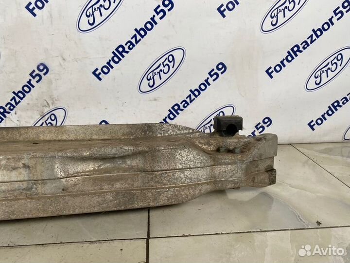 Усилитель бампера передний Audi A6 С6 2004-2008