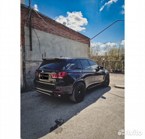 Спойлер верхний BMW X5 F15. Под покраску