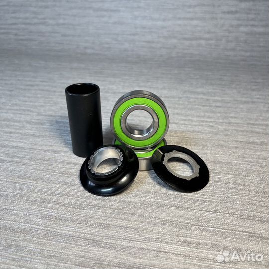 Каретка Salt mid 19mm