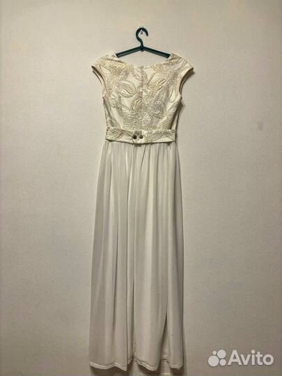 Платье белое женское 44-46/170