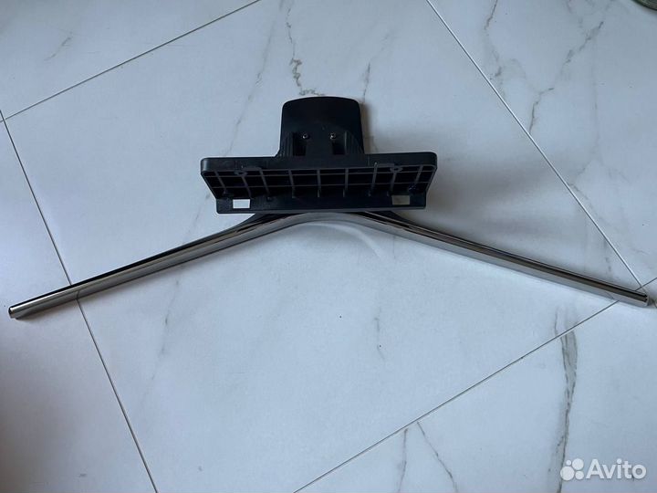 Подставка для телевизора Samsung MU6100U