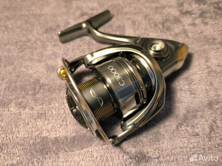 Рыболовная катушка Shimano 24 Twin Power C3000