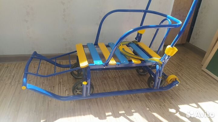 Детские санки с колесами