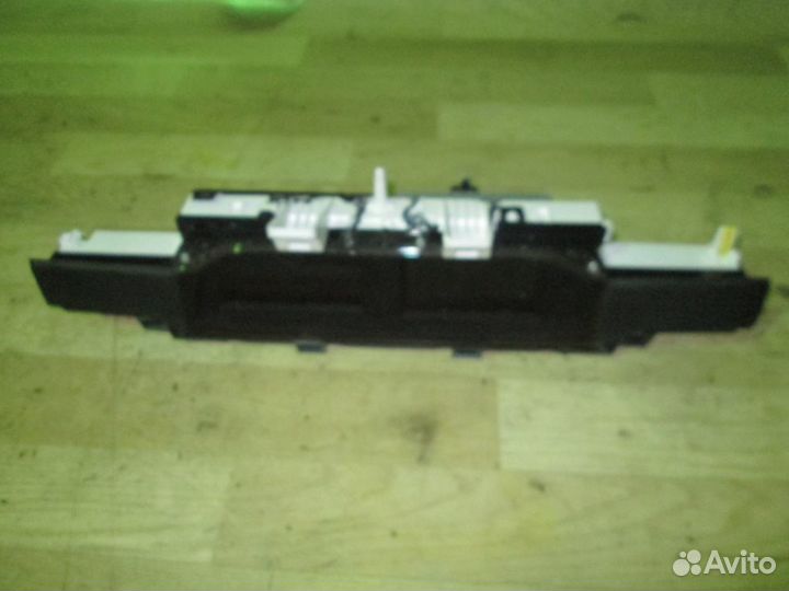 Дисплей информационный Mazda CX 7 2006-2012