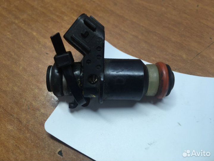 Форсунка топливная Honda Civic VII 2000 - 2006