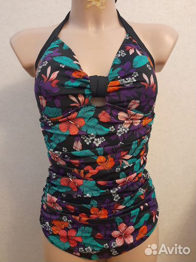 Купальник сплошной с драпировкой р 48