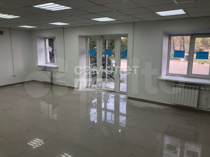 Сдам торговое помещение, 45.7 м²