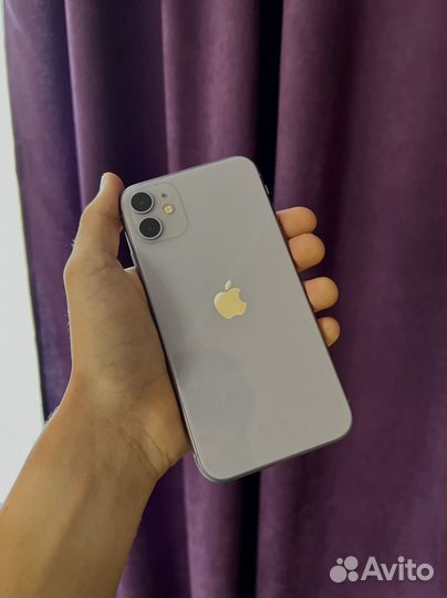 iPhone 11, 64 ГБ