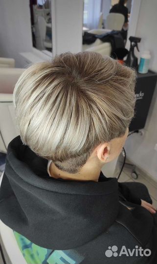 Парикмахер - стилист, колорист