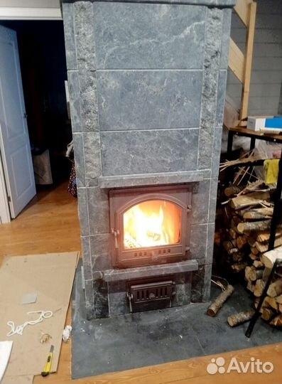 Камин полностью из натурального камня