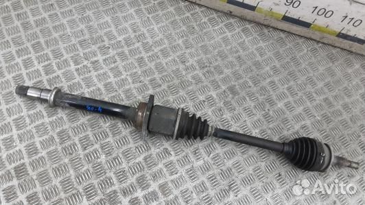 Привод передний правый toyota verso AR2 (99U04N101