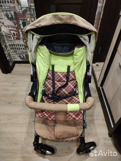 Прогулочная коляска castle