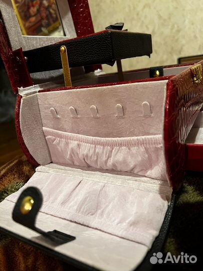 Шкатулка для украшений