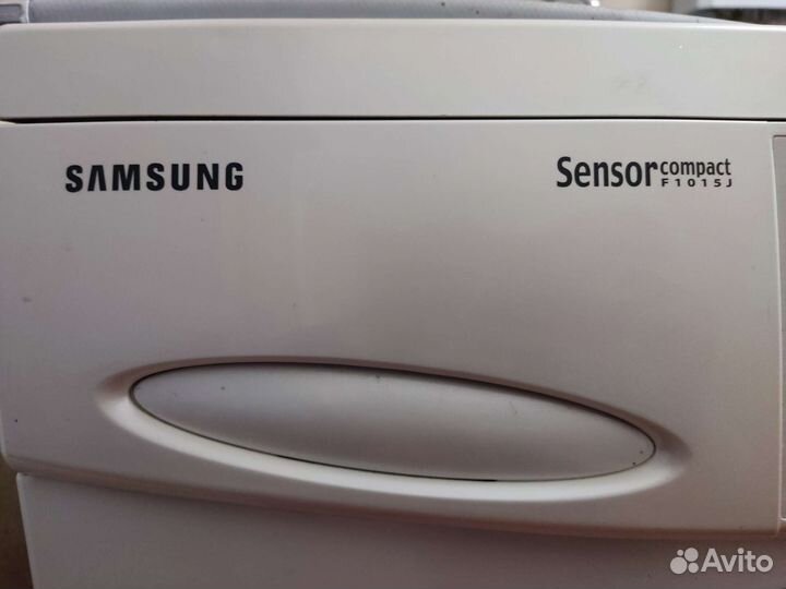 Продаю стиральную машину Samsung F 1015 J