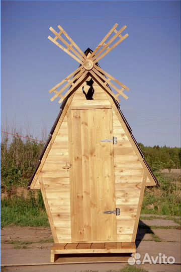 Дачный туалет деревянный SOX559