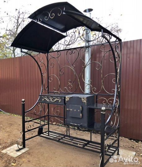 Мангал с крышей и печкой