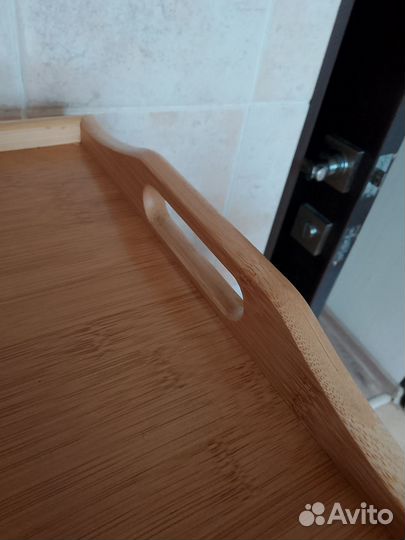 Поднос на ножках