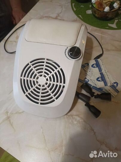 Вытяжка для маникюра