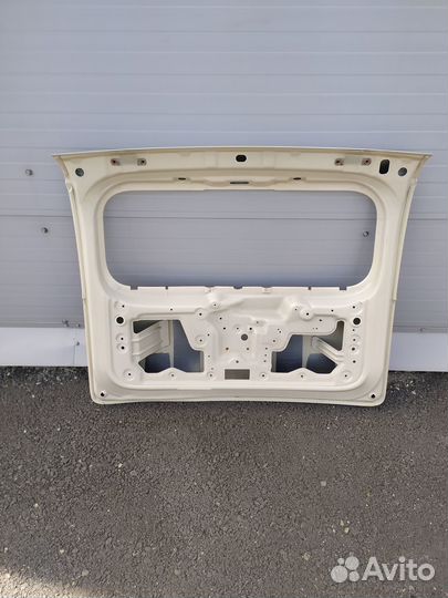 Крышка багажника Soul KIA 737002K020