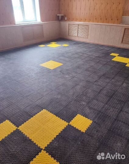 Модульная пвх-плитка для гаража