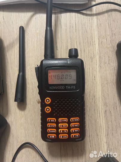 Рации kenwood TH-F5 (2 шт)