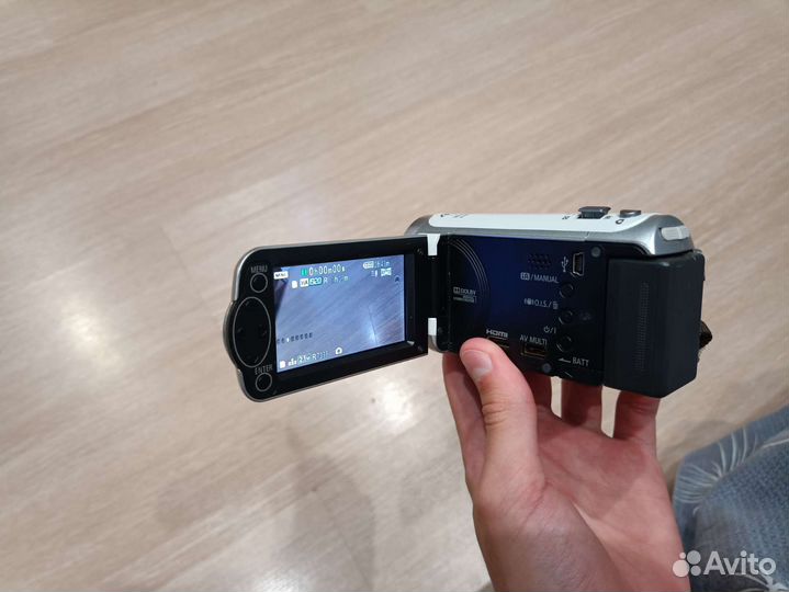 Видеокамера panasonic hc v 100