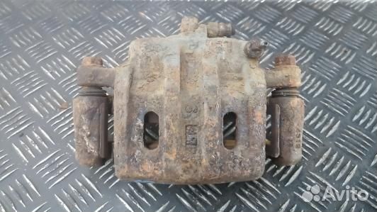 Суппорт тормозной передний левый citroen C-crosser (1GM51K701)