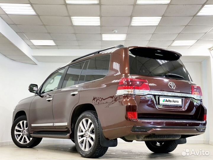 Toyota Land Cruiser 4.6 AT, 2017, 127 210 км