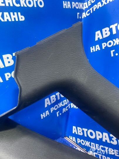 Обшивка задней стойки Lifan Breez седан 2010