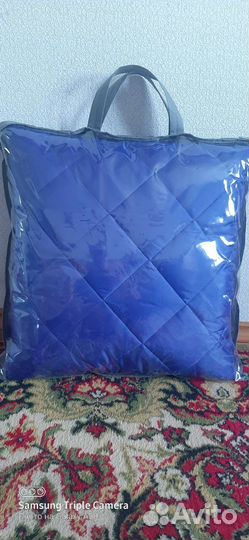 Плед-подушка-палантин