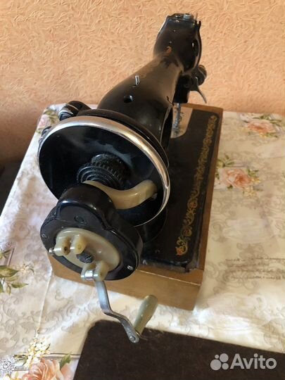 Швейная машина бу