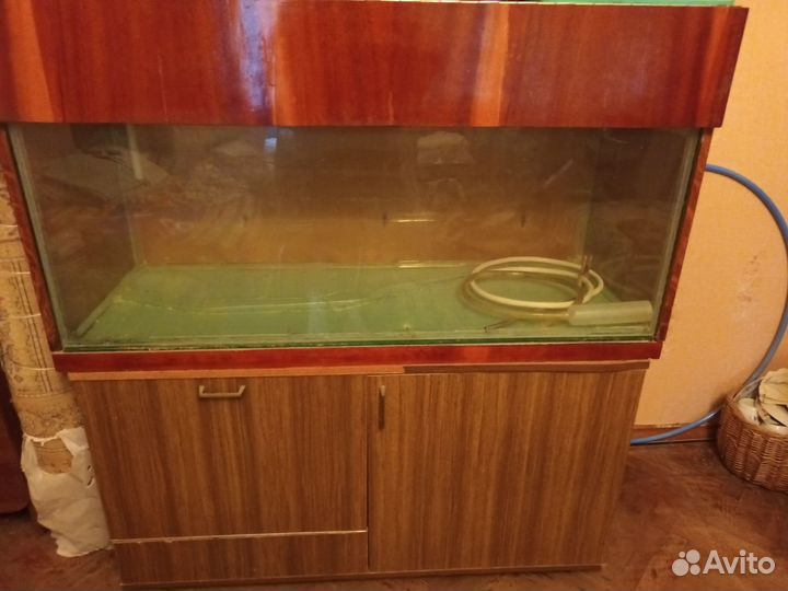 Аквариум с тумбой
