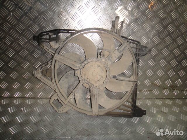 Вентилятор охлаждения радиатора Kangoo (97-08) в с