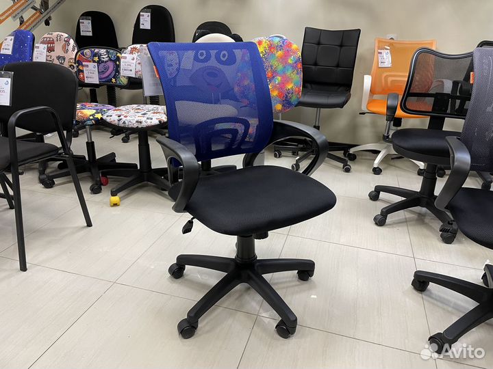 Кресло офисное chairman 696 синее