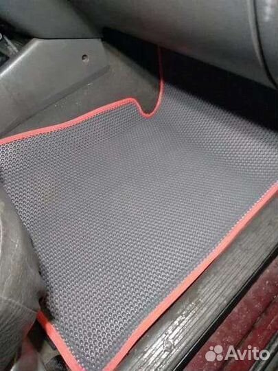 Автоковры водительские EVA Nissan Bassara JU30 Ева