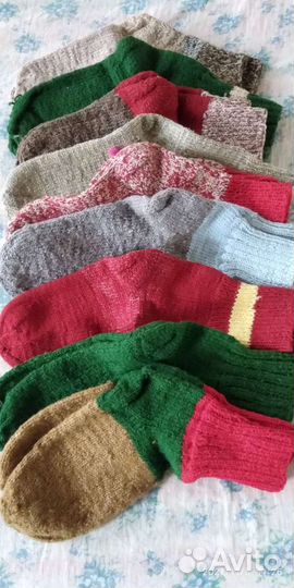 Вязаные носки и следки,платочки женские