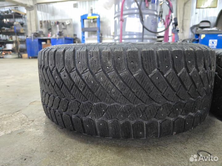 Continental IceContact 2 225/45 R17 90L