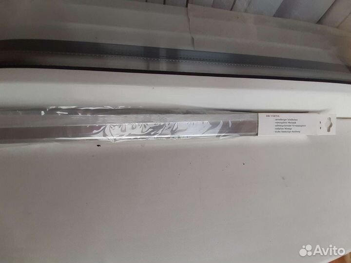 Уплотнитель пороговый