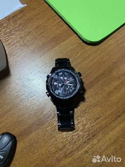 Смарт-часы Casio Edifice EQB-500DC-1A