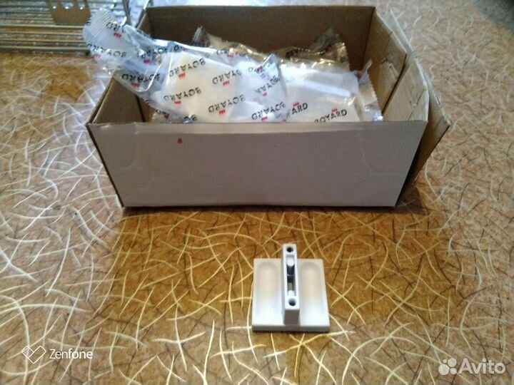 Мебельная ручка