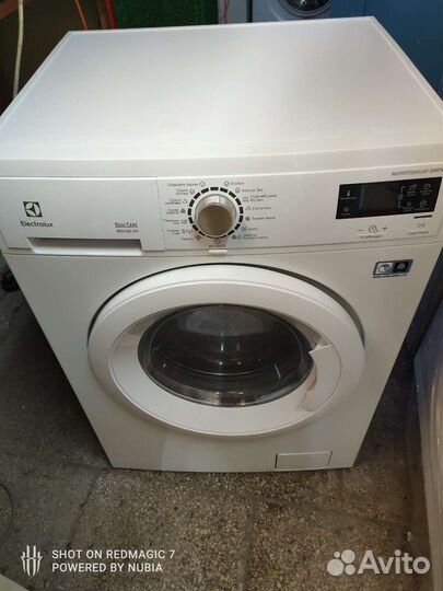 Стиральная машина с сушкой Электролюкс EWW51685WD